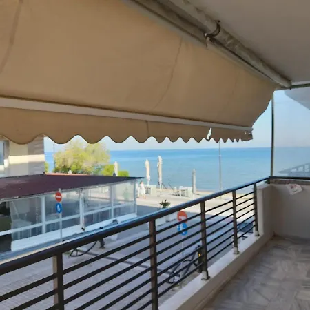 Annas Seaside Apartment Περαία Εξωτερικό φωτογραφία